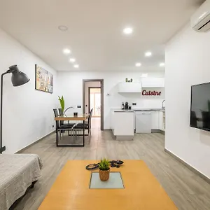  Appartement Luxury Apartment, Next To The Sea
